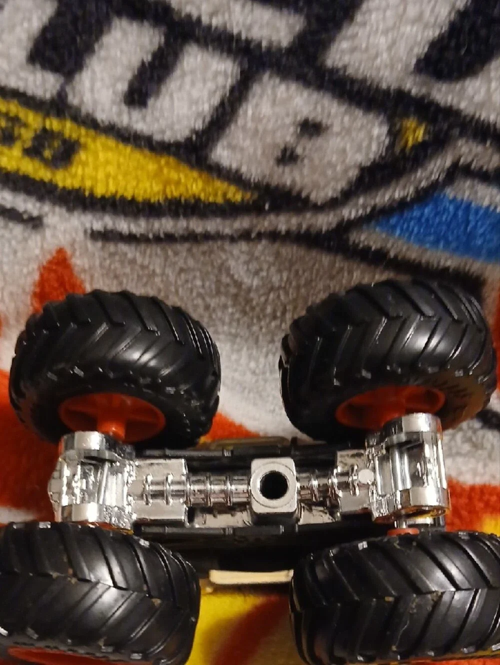 Donkey Kong Hot Wheeld Monster Truck Toy with Orange Rims Like New. No Pkg